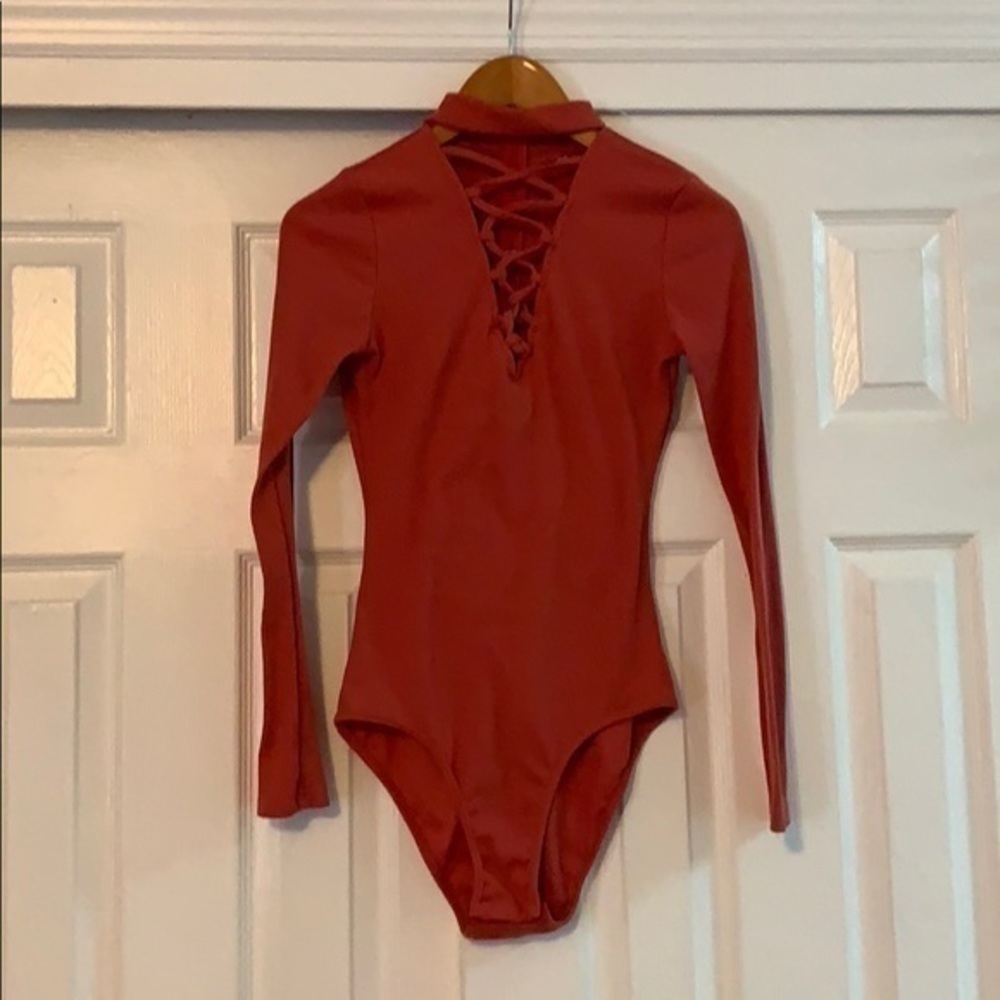 Pretty Dark Pink-ish Tie‎ Down Low cut Bodysuit Small